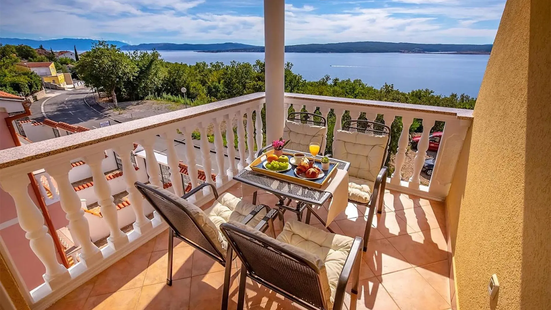 Amazing Apartment In Dramalj With House Sea View location